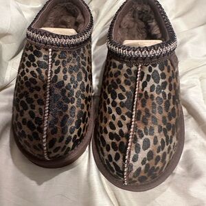 UGG Tasman Caspian in Brown